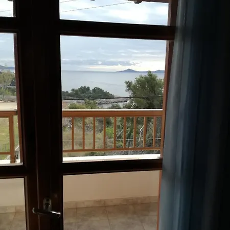 Litsa Patitiri