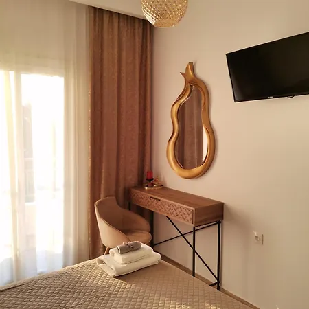 Litsa Apartment